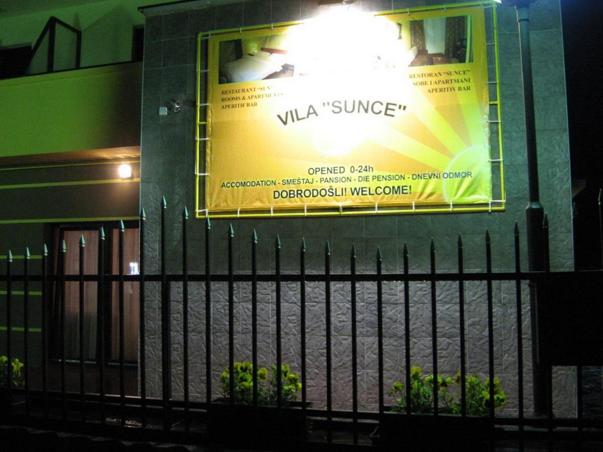 Hotel Vila Sunce Stara Pazova Luaran gambar