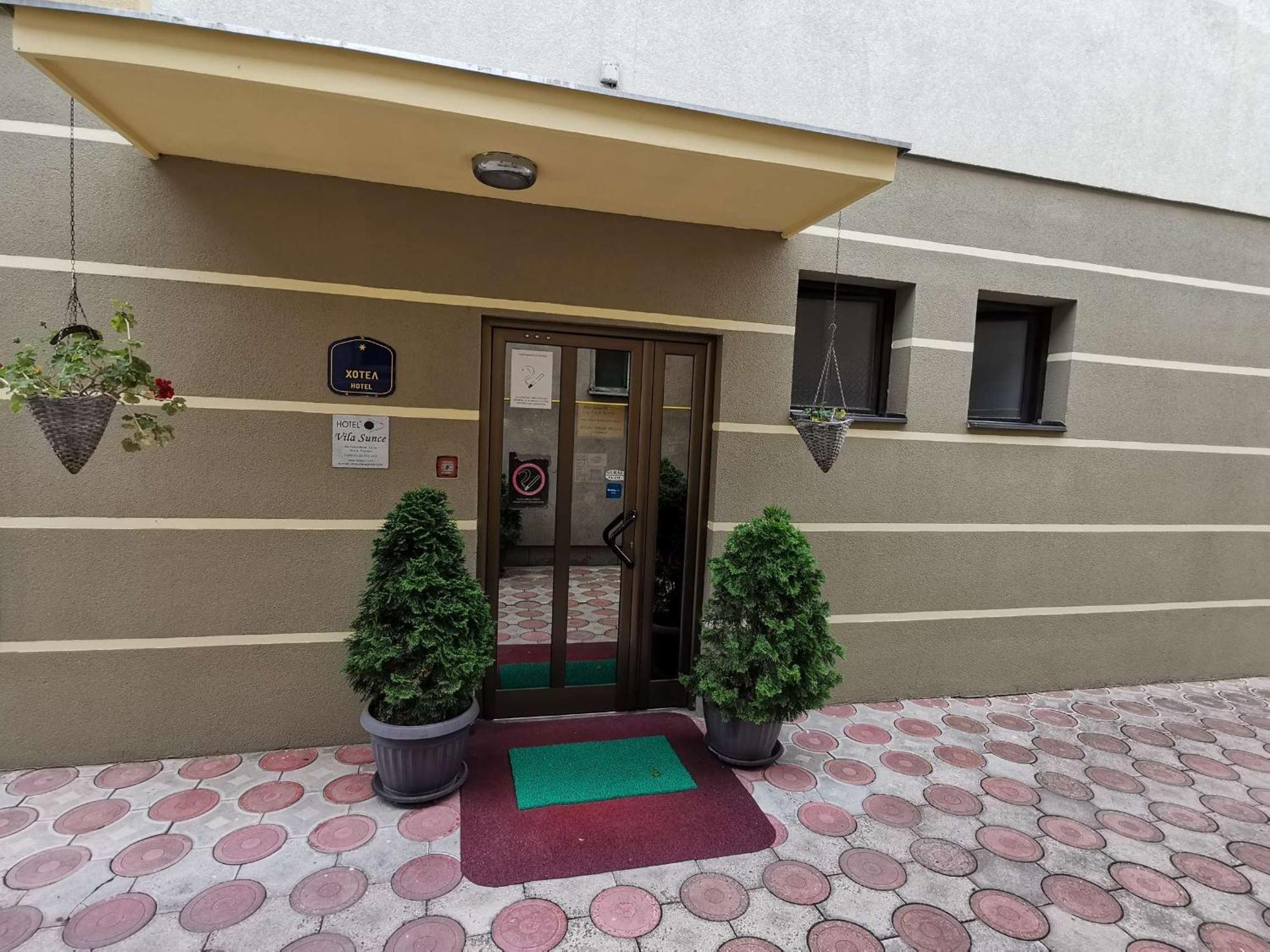 Hotel Vila Sunce Stara Pazova Luaran gambar