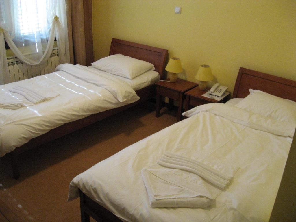 Hotel Vila Sunce Stara Pazova Bilik gambar