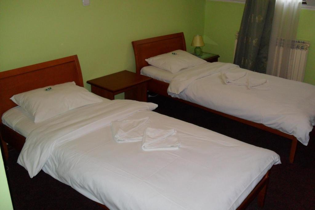 Hotel Vila Sunce Stara Pazova Bilik gambar