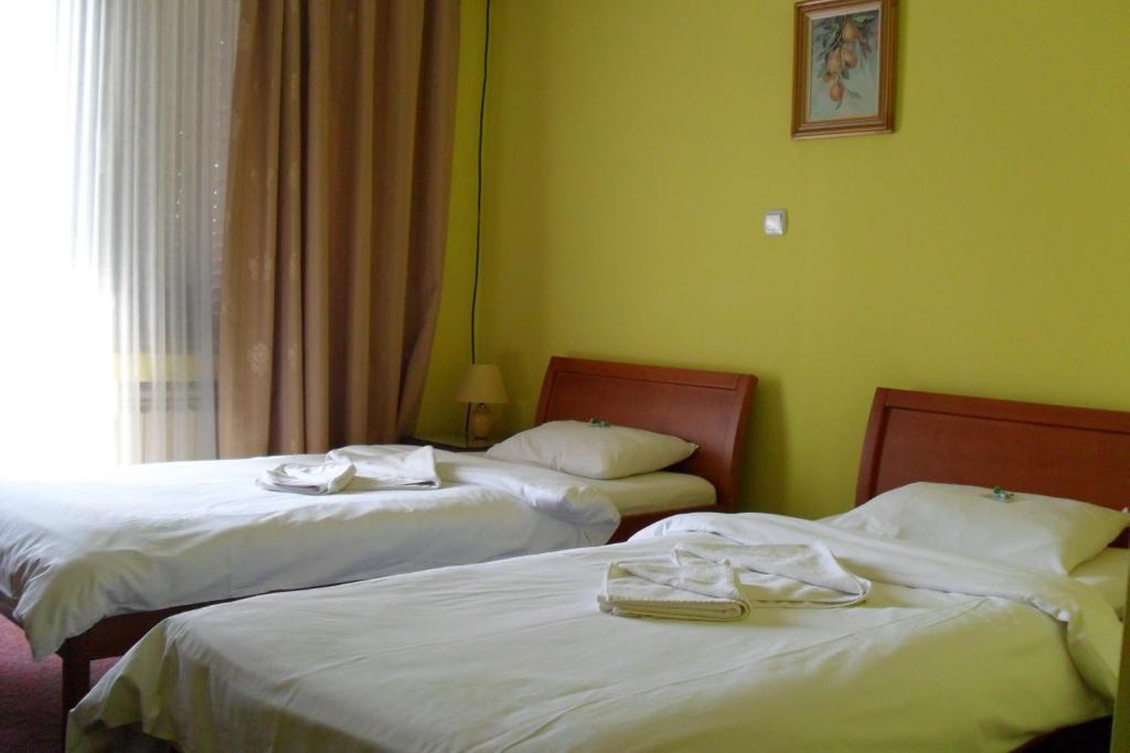 Hotel Vila Sunce Stara Pazova Bilik gambar